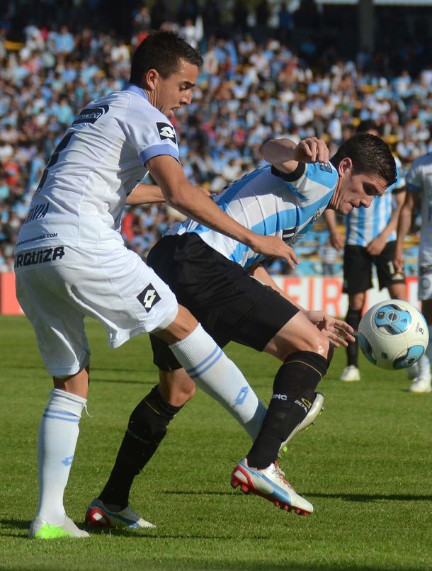 Belgrano se aprovechó y goleó a un Racing que está a la deriva