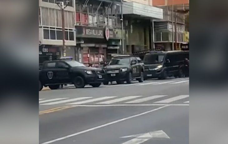 Tensión: un policía se atrincheró en Villa Luro