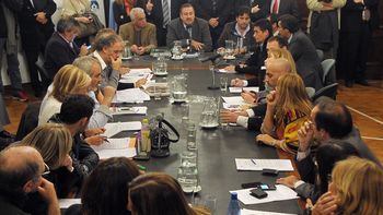 obtuvo dictamen de ratificacion el dnu de mauricio macri obtuvo dictamen de ratificacion el dnu de mauricio macri