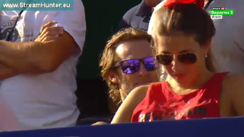 nalbandian se acerco al lawn tennis para ver el argentina open nalbandian se acerco al lawn tennis para ver el argentina open