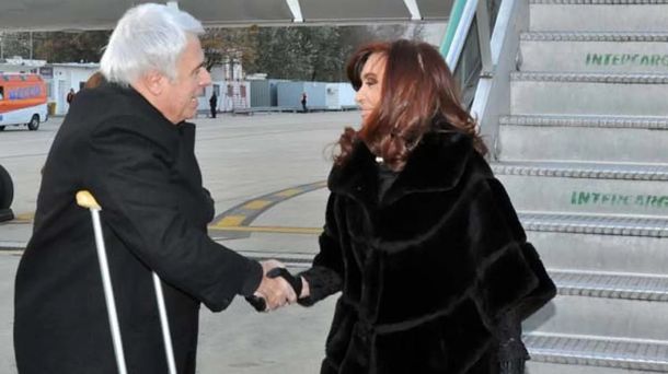 José Manuel De la Sota y Cristina Kirchner (foto archivo 2013)