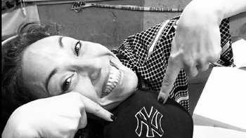 ernestina pais, desbordada en tv: fiebre, anteojos de sol y palos para todos ernestina pais, desbordada en tv: fiebre, anteojos de sol y palos para todos