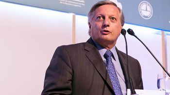 Aranguren anunció un desdoblamiento en la suba de la tarifa de la luz Aranguren anunció un desdoblamiento en la suba de la tarifa de la luz