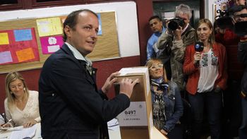 insaurralde voto a la memoria de kirchner y por la confianza de cfk insaurralde voto a la memoria de kirchner y por la confianza de cfk