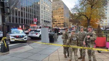 murio una de las agentes de la guardia nacional baleada en washington: tenia apenas 20 anos murio una de las agentes de la guardia nacional baleada en washington: tenia apenas 20 anos