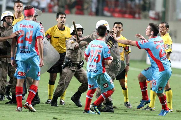 Otro papelón de la policía brasileña con un equipo argentino