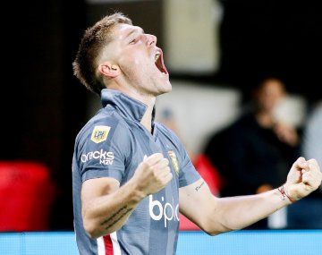 Estudiantes venció a Talleres y sigue creciendo