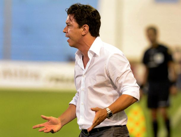 Gallardo: El equipo revierte las cosas con fútbol