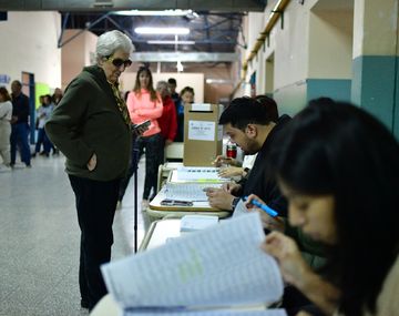 Cuántos votos tienen que sacar en las PASO para llegar a la general