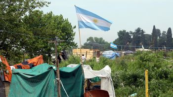 en medio de la tension, un juez pidio que se asegure la paz social en el predio tomado en merlo en medio de la tension, un juez pidio que se asegure la paz social en el predio tomado en merlo