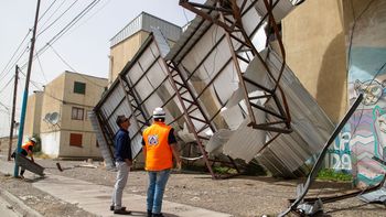 chubut declaro el estado de emergencia climatica por fuertes vientos de al menos 140 kilometros por hora chubut declaro el estado de emergencia climatica por fuertes vientos de al menos 140 kilometros por hora