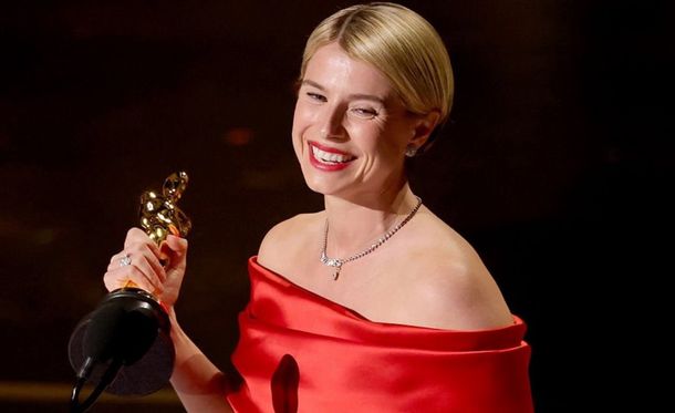 Jessie Buckley ganó el Oscar a mejor actriz.&nbsp;