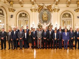 Tras una reunión, suspendieron por un año el pacto fiscal con las provincias