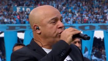 emocion en cordoba: asi sono el himno nacional en la previa de la final emocion en cordoba: asi sono el himno nacional en la previa de la final