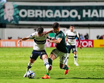 Gimnasia igualó 0-0 con Goiás y su continuidad pende de un hilo