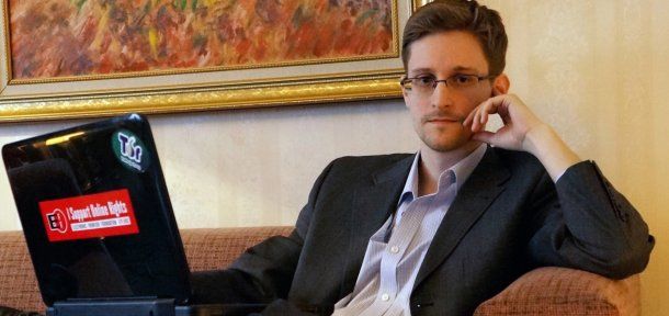 Vladimir Putin le concedió la nacionalidad rusa a Edward Snowden