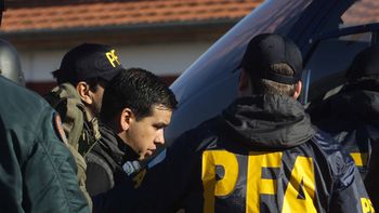 impresionante operativo para trasladar al lider del grupo narco los monos impresionante operativo para trasladar al lider del grupo narco los monos