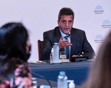 Pfizer y los laboratorios dieron explicaciones sobre las vacunas contra el coronavirus