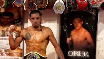 brutal agresion a profesor de kickboxing en carmen de areco: tengo la cara quebrada en tres partes brutal agresion a profesor de kickboxing en carmen de areco: tengo la cara quebrada en tres partes