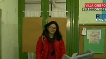 se tildo una maquina para votar en villa crespo se tildo una maquina para votar en villa crespo