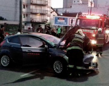 El tren San Martín circula con demoras y cancelaciones por un accidente con un auto en Villa Devoto