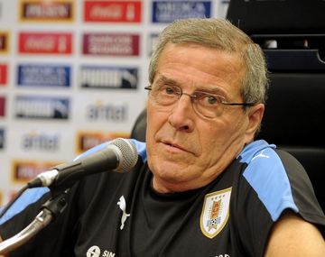 Uruguay definió el plantel para visitar a Argentina por las Eliminatorias