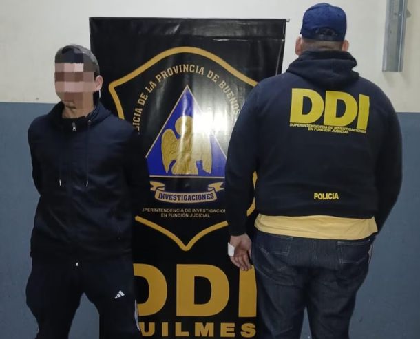 Uno por uno, todos los que hombres fueron a votar y quedaron detenidos en las elecciones
