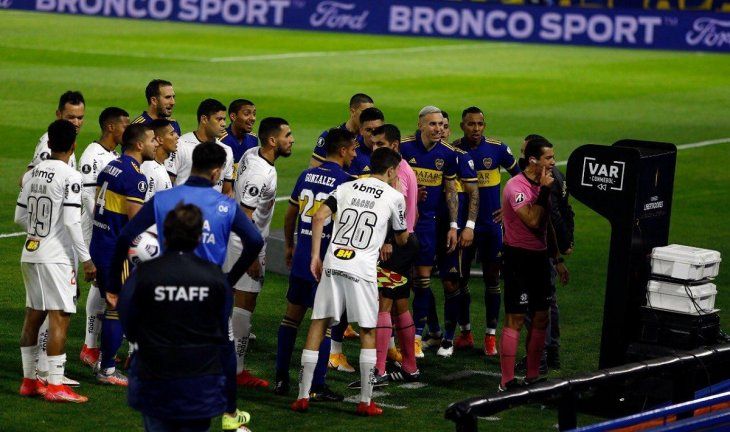 Un ex River felicitó a Nacho Fernández por el polémico gol anulado a Boca: Toda tuya