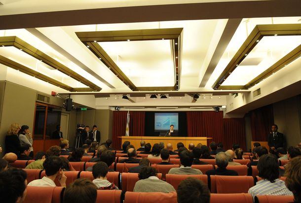 Kicillof: De aplicarse el fallo de Griesa, Argentina sería empujada al default