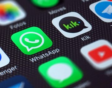 Se cayó WhatsApp en pleno Fin de Año y estallaron los memes