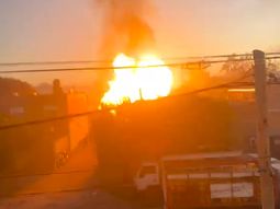 Impactante: explotó un depósito de garrafas en Mariano Acosta