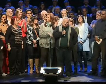 El acto estuvo centrado en los testimonios de los vecinos
