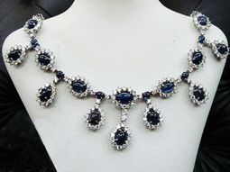 La gargantilla La gargantilla