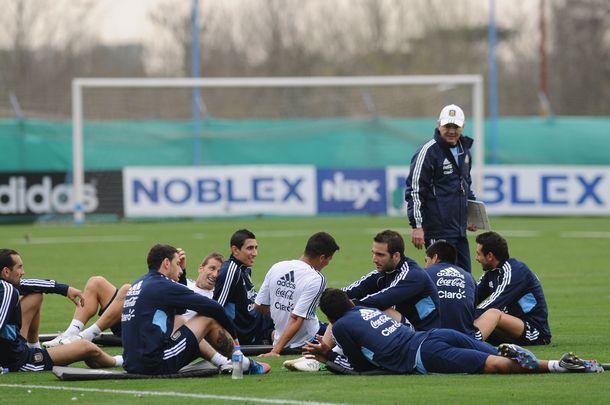 La Selección comienza su preparación en Brasil de cara al clásico