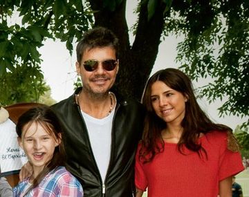 Tinelli se aboca a su familia tras separarse de Valdés