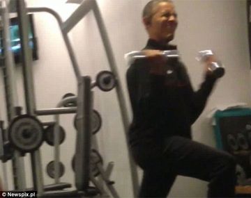 Escándalo mundial por la filtración de un video y fotos de Obama haciendo gimnasia