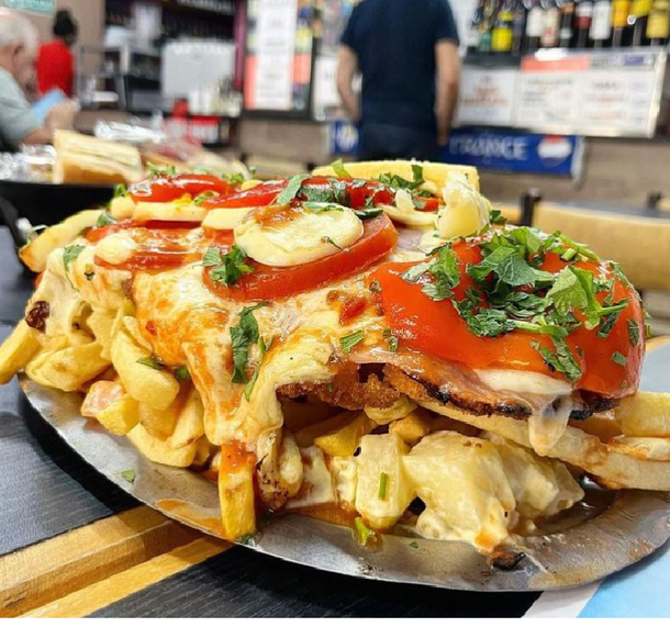  Bodegón en Buenos Aires: ofrece más de 50 variedades de milanesas y a muy buen precio