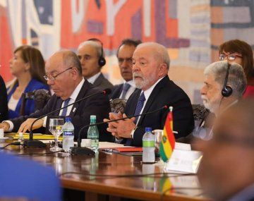 Lula da Silva propuso revivir la Unasur y trabajar para abandonar el dólar en el comercio regional