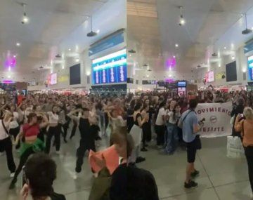 Protesta de estudiantes de la Universidad Nacional de las Artes.