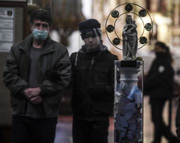 El país superó los 100.000 casos y el Presidente llamó a enfrentar la pandemia unidos