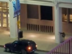 video: asi atacaba uno de los francotiradores en dallas video: asi atacaba uno de los francotiradores en dallas