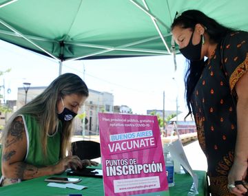 Más de 900 mil personas ya se inscribieron para recibir la vacuna en la Provincia