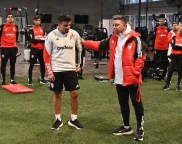 El Huevo Acuña entrenó por primera vez en River.
