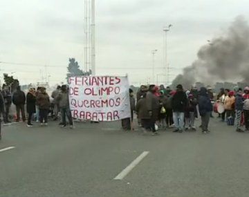 Caos de tránsito por un corte total en Puente La Noria