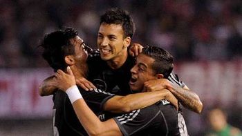 river goleo a atletico de rafaela y sigue de cerca a newells river goleo a atletico de rafaela y sigue de cerca a newells