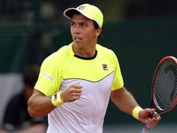 un gladiador: berlocq batallo y se metio en segunda ronda de roland garros un gladiador: berlocq batallo y se metio en segunda ronda de roland garros
