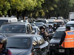 caos de transito en el inicio del fin de semana largo por semana santa caos de transito en el inicio del fin de semana largo por semana santa