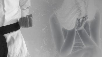 Profesor de artes marciales acusado de abuso Profesor de artes marciales acusado de abuso