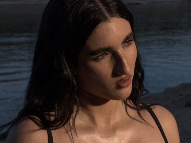 Judeline presenta Verano Saudade, un EP marcado por colaboraciones internacionales