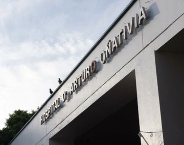 El joven fue trasladado al Hospital Oñativia y pese a los esfuerzos de los profesionales, murió tras entrar en paro cardíaco.